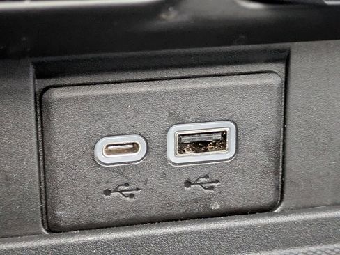 Used 2022 Chevrolet Tahoe RST w/ Sport Performance Package image 25