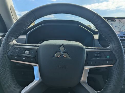 New 2026 Mitsubishi Outlander SE AWD/4WD image 30