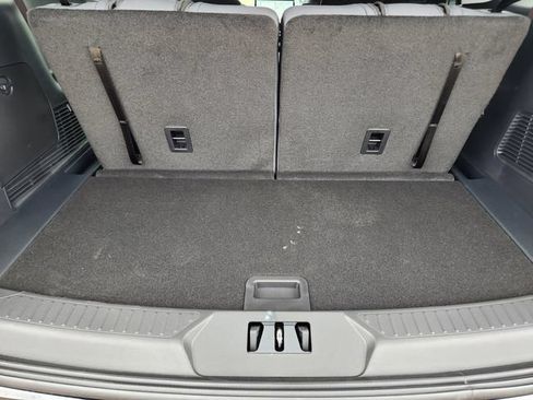 New 2026 Ford Explorer Active RWD image 32