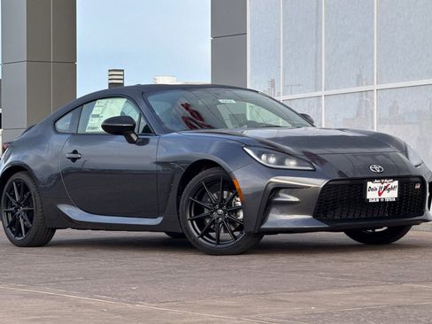 New 2026 Toyota GR86 Premium image 2