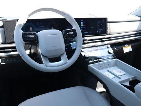 New 2026 Hyundai Santa Fe SE image 10