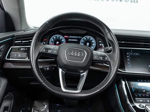 Used 2023 Audi Q8 Premium Plus AWD/4WD image 18