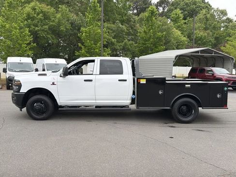 New 2026 RAM 3500 Tradesman w/ Cold Weather Group AWD/4WD image 10