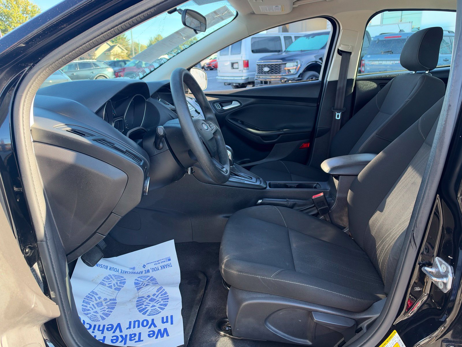 Used 2018 Ford Focus SE FWD image 11