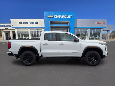 New 2026 GMC Canyon Elevation w/ Convenience Package image 7