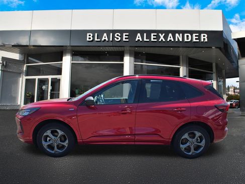 Used 2024 Ford Escape ST-Line AWD/4WD image 9