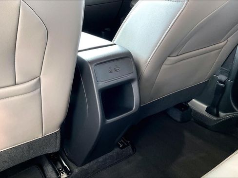 Used 2025 Buick Envista Avenir FWD image 33