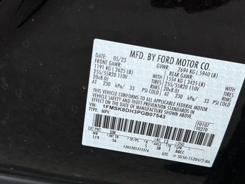 Used 2023 Ford Explorer XLT w/ Equipment Group 202A AWD/4WD image 29