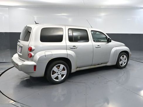 Used 2008 Chevrolet HHR LS image 4