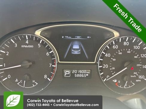 Used 2014 Nissan Pathfinder Platinum AWD/4WD image 13