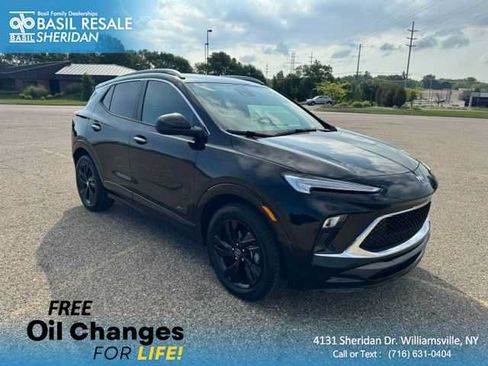Used 2025 Buick Encore GX Sport Touring w/ Comfort Package FWD image 1