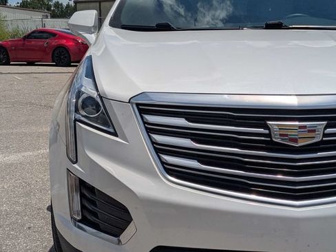 Used 2017 Cadillac XT5 FWD image 10