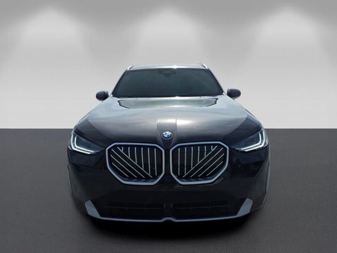 Used 2025 BMW X3 xDrive30i w/ Convenience Package AWD/4WD image 2