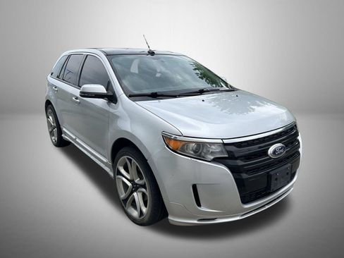 Used 2014 Ford Edge Sport w/ Driver Entry Package AWD/4WD image 2