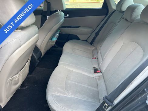 Used 2016 Kia Optima LX w/ LX Convenience Package FWD image 6