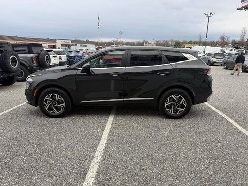 Used 2024 Kia Sportage LX image 5