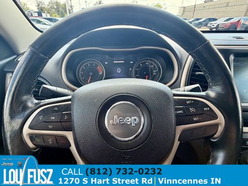 Used 2016 Jeep Cherokee Limited AWD/4WD image 15