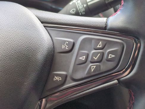 Used 2023 Chevrolet Equinox RS FWD image 24