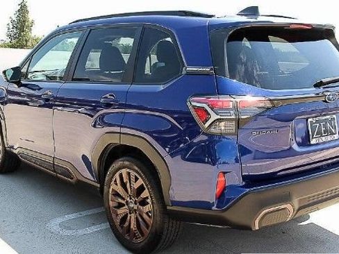 Used 2025 Subaru Forester Sport AWD/4WD image 8