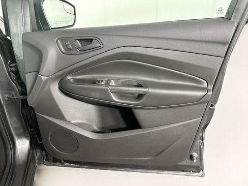 Used 2018 Ford Escape S FWD image 29
