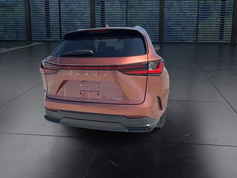Used 2025 Lexus NX 250 FWD w/ Cold Area Package image 7