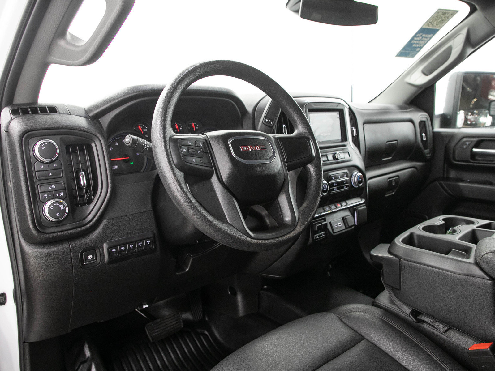 Used 2025 GMC Sierra 2500 Pro w/ Convenience Package AWD/4WD image 24
