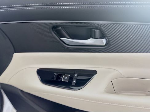 Used 2025 Nissan Murano SV image 31