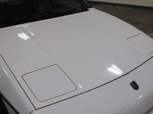 Used 1988 Pontiac Fiero GT image 14