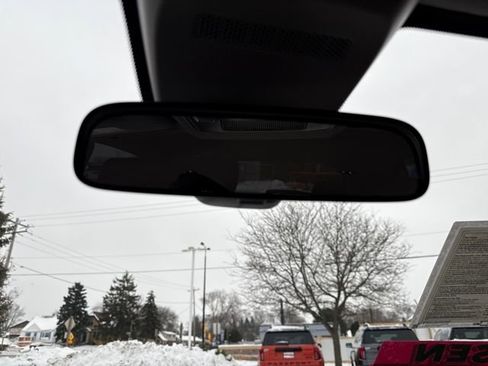 Used 2024 Honda HR-V LX image 35