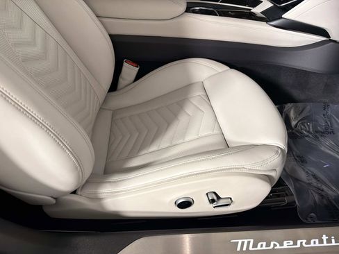 Used 2024 Maserati GranTurismo Trofeo AWD/4WD image 26