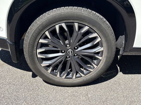 Certified 2024 Nissan Rogue Platinum w/ Platinum Premium Package FWD image 37