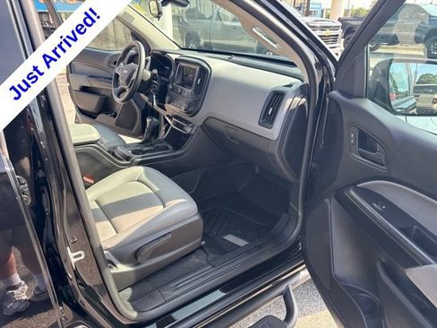 Used 2019 Chevrolet Colorado W/T w/ Custom Special Edition AWD/4WD image 18