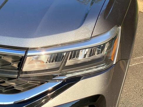 Used 2023 Volkswagen Taos S FWD image 5