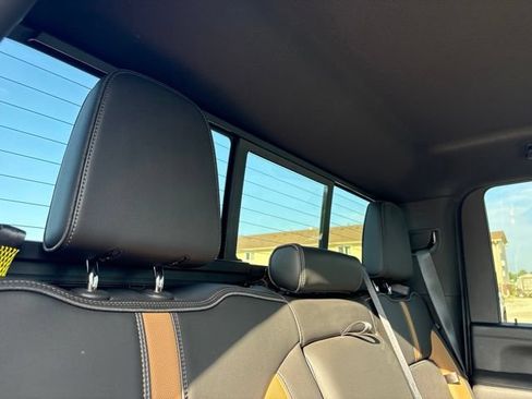 Used 2021 Chevrolet Silverado 2500 LTZ w/ Carhartt Edition AWD/4WD image 40