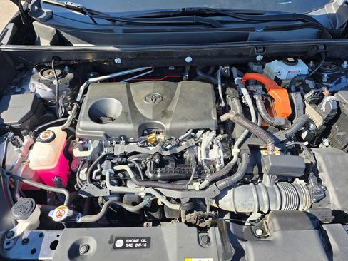 Used 2021 Toyota RAV4 XSE image 12