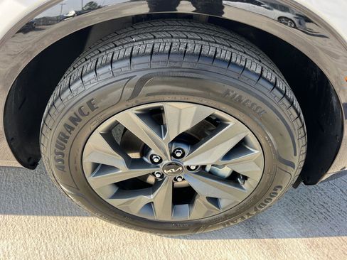 Used 2024 Kia Sportage SX Prestige image 12