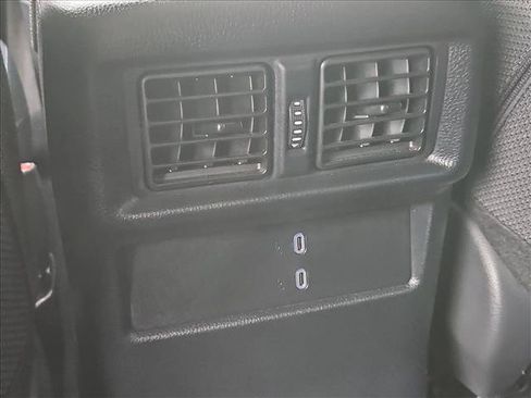 Used 2025 Toyota 4Runner SR5 AWD/4WD image 23