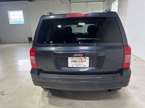 Used 2014 Jeep Patriot Sport w/ Power Value Group FWD image 5