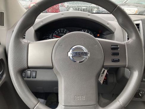 Used 2012 Nissan Frontier SV image 12