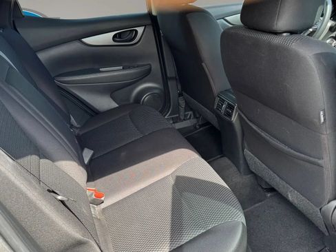 Used 2018 Nissan Rogue Sport S w/ S Appearance Package FWD image 14