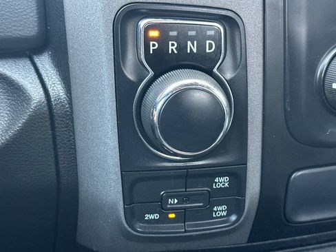 Used 2017 RAM 1500 Express image 20