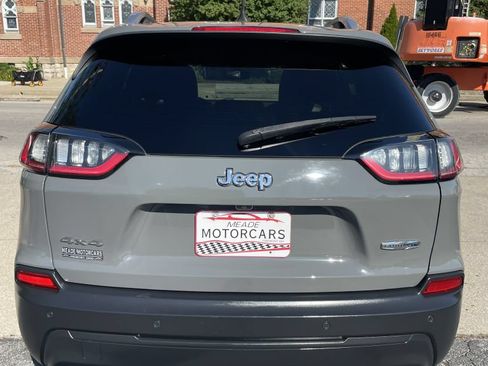 Used 2020 Jeep Cherokee Latitude Plus w/ Comfort/Convenience Group AWD/4WD image 4