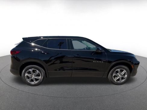 Used 2026 Chevrolet Blazer LT FWD image 16