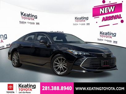 Used 2019 Toyota Avalon XLE w/ Moonroof Package