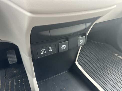 Certified 2026 Honda Odyssey Touring image 35