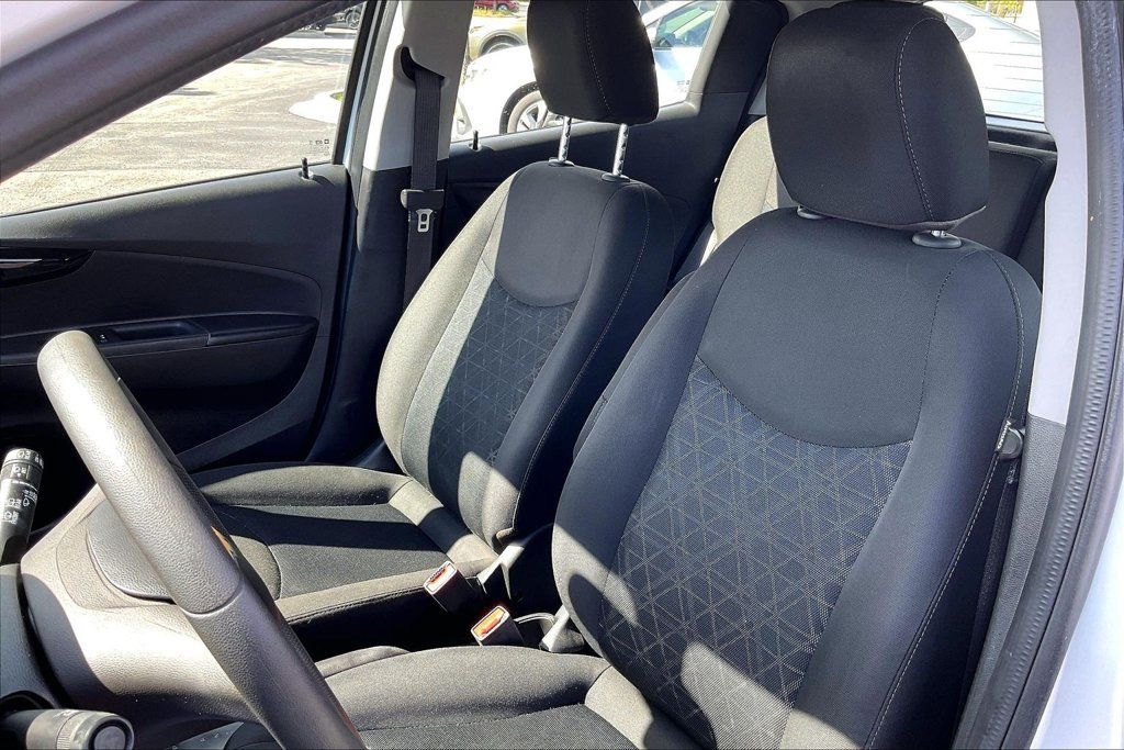 Used 2021 Chevrolet Spark LT FWD image 28