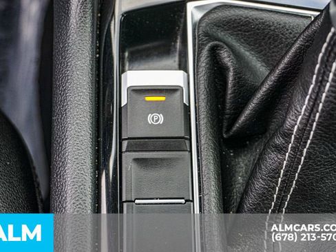 Used 2024 Volkswagen Taos SE image 44