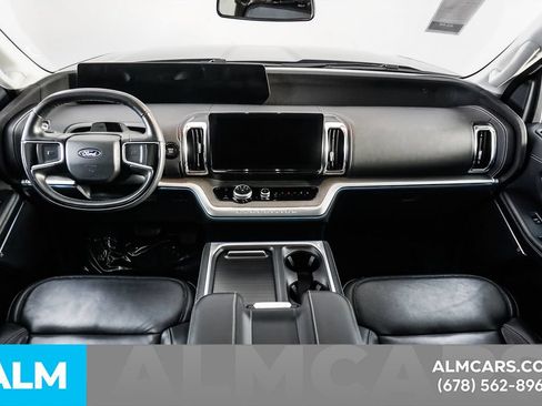 Used 2025 Ford Expedition Platinum AWD/4WD image 28