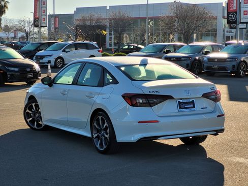 Used 2026 Honda Civic Sport Touring image 7