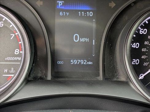 Used 2023 Toyota Camry SE image 12